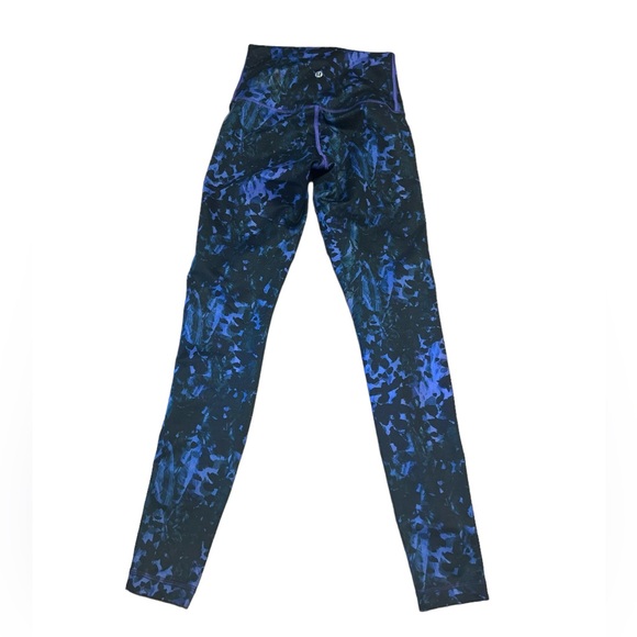 Lululemon leggins size 4 - Picture 1 of 2